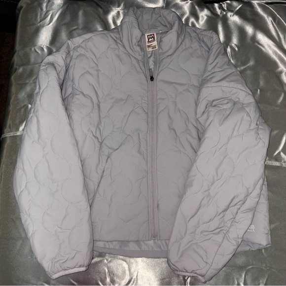 Avalanche Jackets & Blazers - 👼🏼Never Worn👼🏼 Avalanche Light Gray Outdoor Jacket